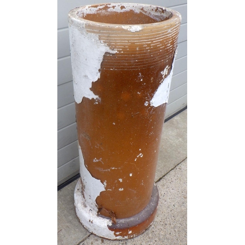 810 - A glazed sewage pipe section, 100cm tall, some white paint
