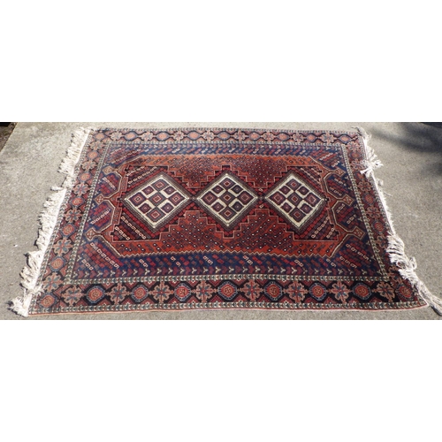 701 - A Hamadan style Rug 140 x 185cm