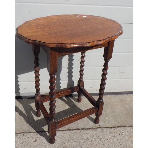 727 - A 1930's barley twist oak occasional table