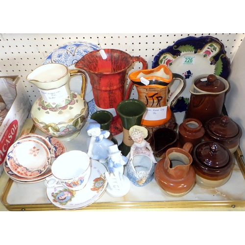 226 - A qty of misc ceramics to include Myott jugs etc