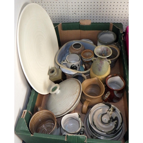 274 - A quantity of miscellaneous ceramics (3)