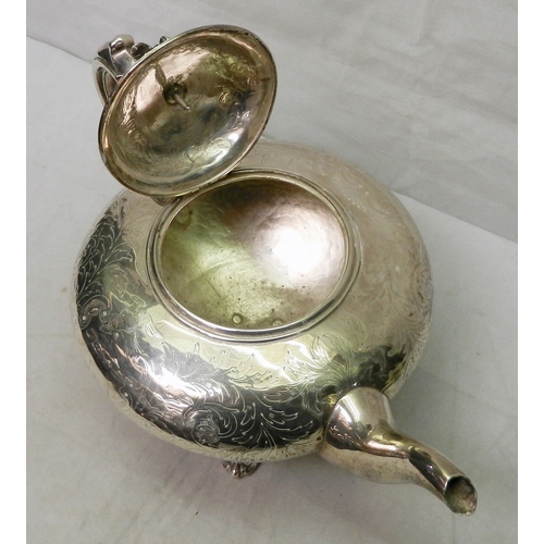 25 - An early Victorian silver teapot, William Hewitt (?) London 1839.  285mm long from spout tip to hand... 