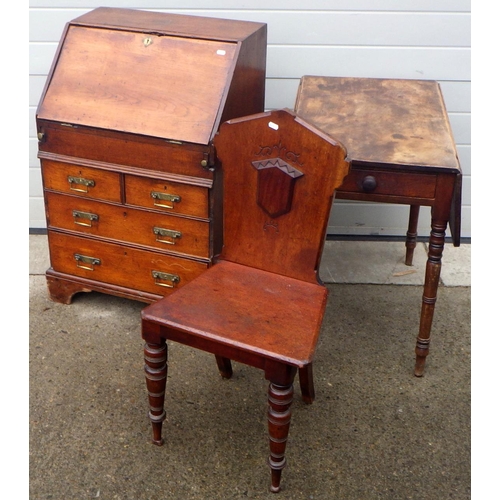 861 - A 19th cen Pembroke table, hall chair and an oak bureau, missing foot (3) (a/f)