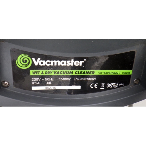 886 - A Vac Master wet and dry vacuum cleaner