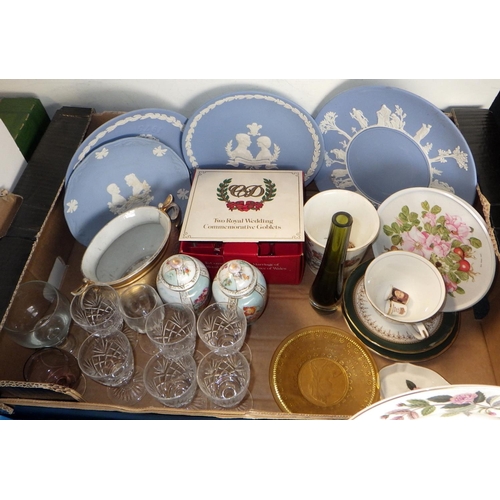 475 - A floral Wedgwood tea set together with a Noritake part tea set, Wedgwood plates etc (3)