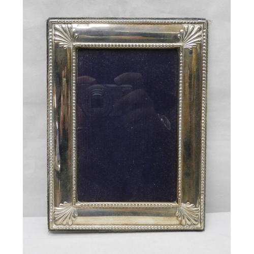 16 - Two late 20th cent silver photograph frames, apertures 145x95mm.  (2)