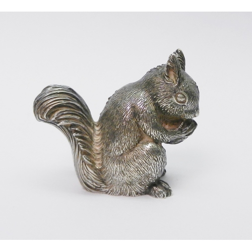 62 - A squirrel, filled / loaded silver figurine with, Italain by F.Lli Magrino Argentieri In Firenze di ... 