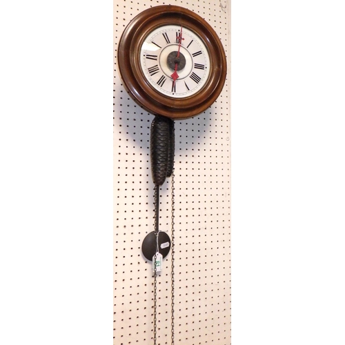 81 - A French wall clock 28cm diameter