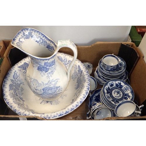 96 - A large qty of various blue and white dinner / tea ware, jug and bowl etc (4)