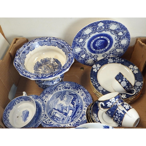 96 - A large qty of various blue and white dinner / tea ware, jug and bowl etc (4)