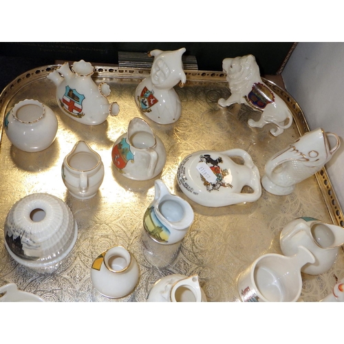 152 - A qty of approx 25 pieces of crested China