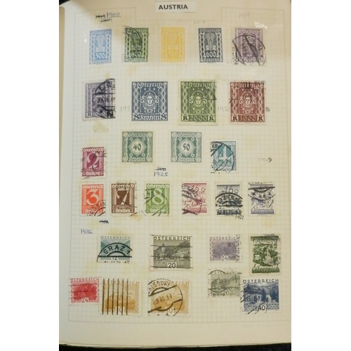 277 - Postage Stamps: six loose leaf / folder albums containing an extensive collection of 19th cent and l... 