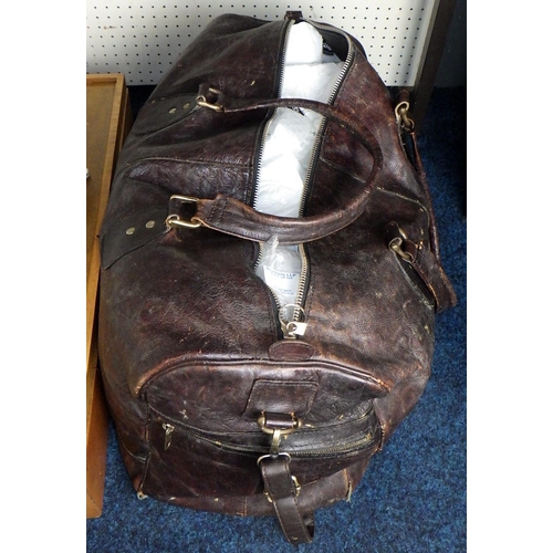 187 - A leather hold-all, briefcase, wooden box and an umbrella stand (4)