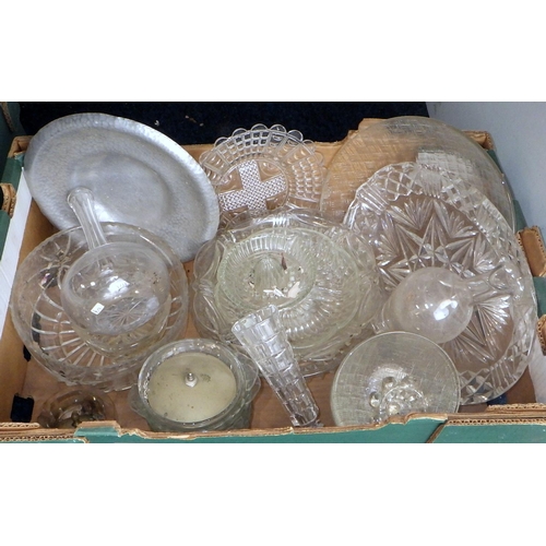 207 - Three boxes of misc ceramics and glass wares AF (3)