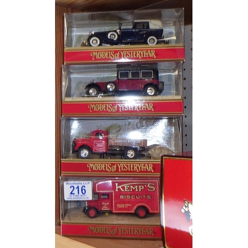 216 - A group of Matchbox Yesteryear boxed vehicles and two Dinky vehicles (9)