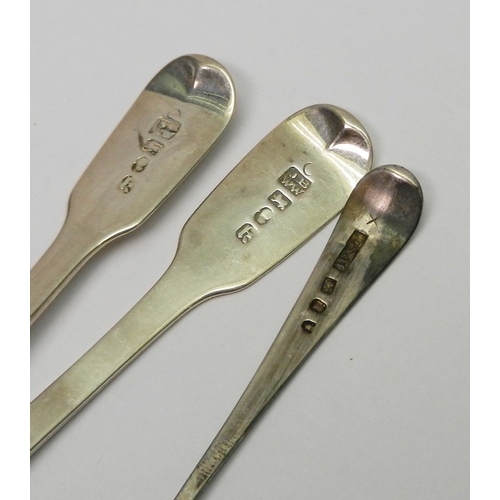 24 - Two matching George IV salt spoons, Barber & Whitwell, York 1821; a single salt spoon, Hampston, Pri... 