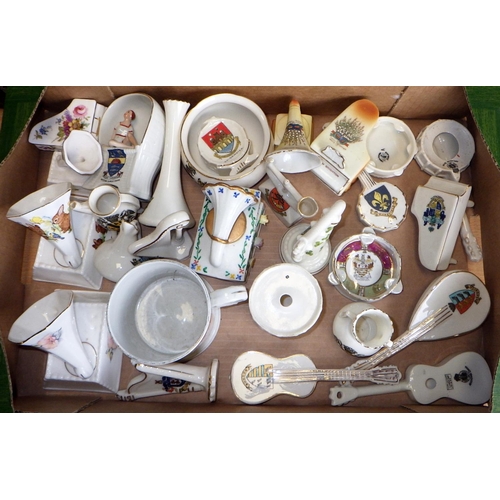 271 - A group of various crested China approx 30pcs