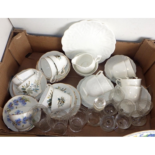 291 - A qty of ceramics and glass ware to inc cabinet plates, Hammersley cups & saucers, further tea ware ... 