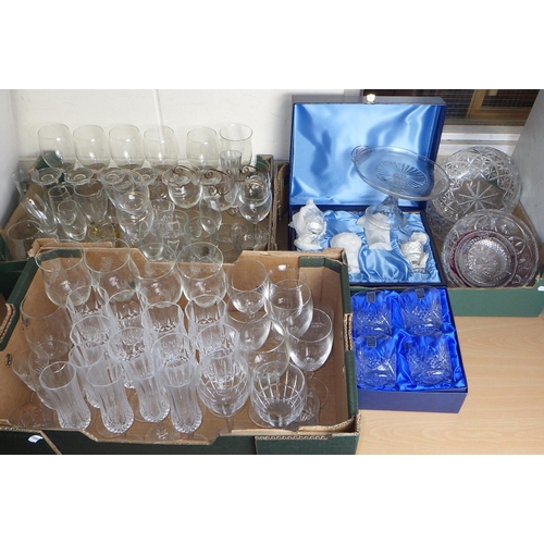 371 - A boxed Thomas Webb set of four stemmed glasses together with further glasses, cut glass bowls etc (... 