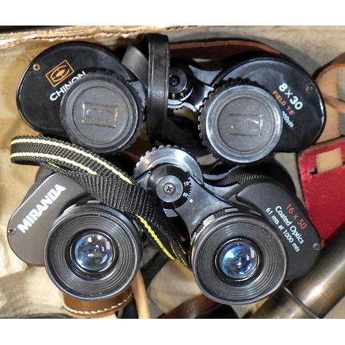 381 - Two pairs of binoculars, modern telescope etc