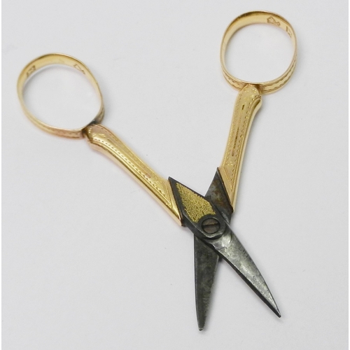 61 - A pair of French 18th cent sewing scissors c1780, steel, gilt steel and yellow metal bearing assay m... 