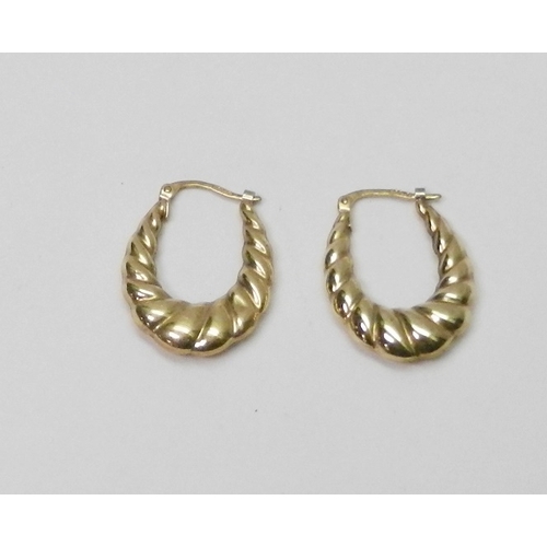 73 - A pair of Italian textured hoop earrings, 9ct gold.  25mm long / 1.5g