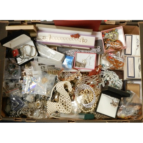 53 - A qty of costume jewellery, silver plate etc (2)