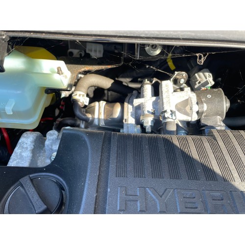 916 - A Toyota Yaris, YC68 LCU, grey, Icon Tech VVT-I Hev Cvt, 5 door hatchback, 1497cc Petrol Hybrid, sho... 