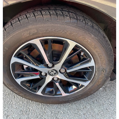 916 - A Toyota Yaris, YC68 LCU, grey, Icon Tech VVT-I Hev Cvt, 5 door hatchback, 1497cc Petrol Hybrid, sho... 