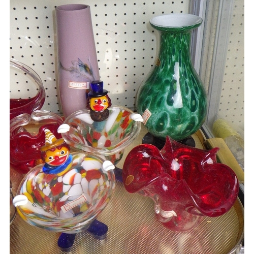 97 - A group of misc Oriental glassware etc