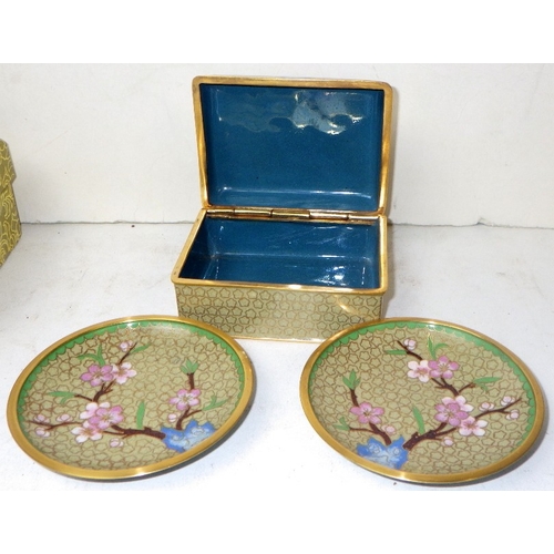 140 - A pair of cloisonné vases, a trinket box and two pin dishes
