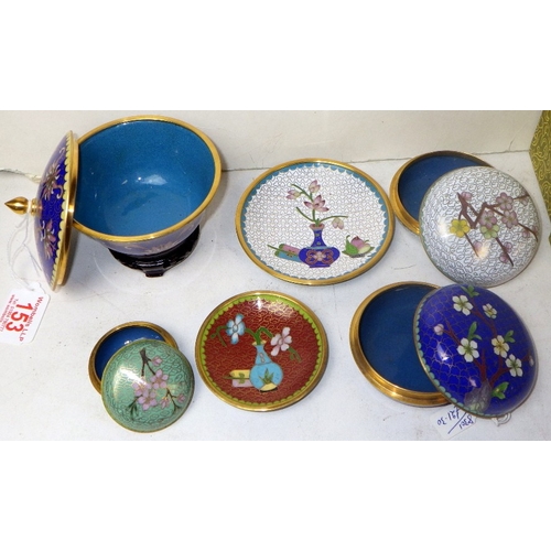153 - A group of small cloisonné ware to inc lidded bowl, trinket dishes etc