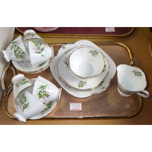 294 - A large qty of misc ceramics to inc Lurpak toast racks, Windsor tea ware etc (4)