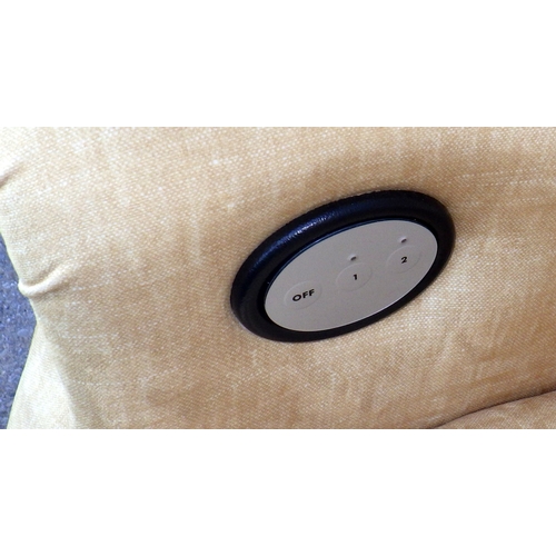 741 - A nearly new Muick Sandy electric reclining arm chair, cost £3195. See receipt details. Recline & ma... 