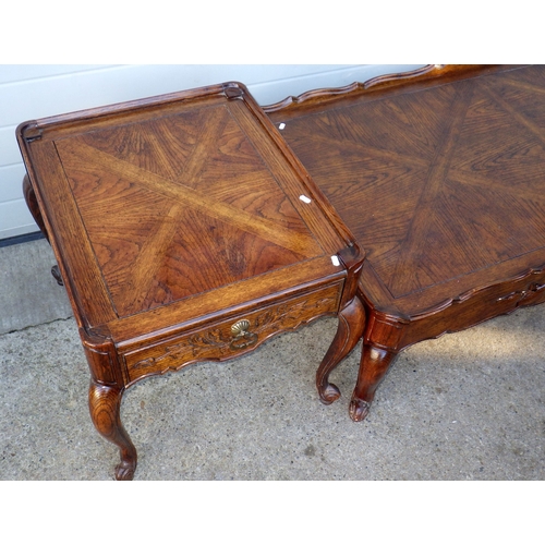 723 - A Thomasville coffee table on cabriole legs, 159cm long,  together with a matching side table, marks... 