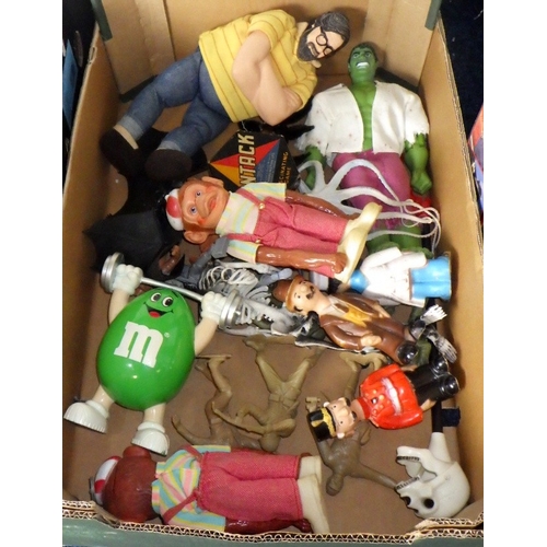 361 - A large qty of dolls, figures etc (4)