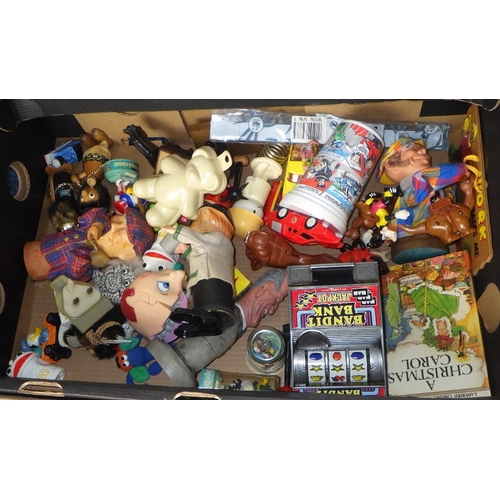 361 - A large qty of dolls, figures etc (4)