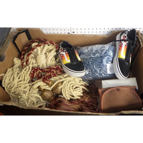 367 - A large qty of misc collectables including Damascus style box af, books, bookmarks etc (3)