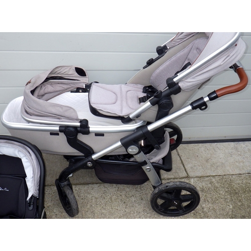 759 - A modern Silver Cross buggy/pram