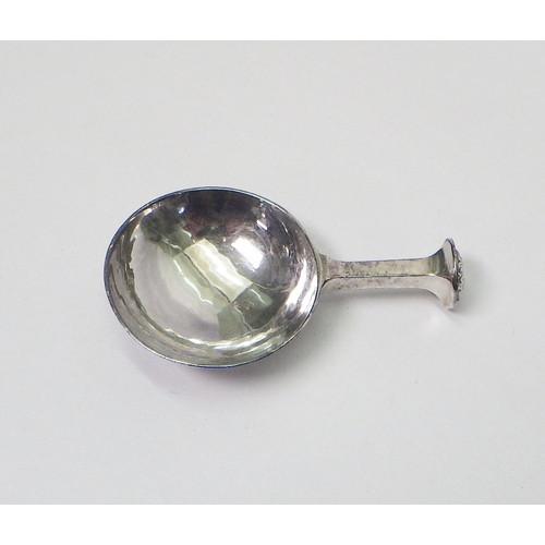 2 - An Arts & Crafts taste silver seal topped caddy spoon, G L Connell Ltd, Birmingham 1934.  62mm long ... 