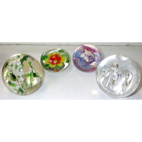 188 - A qty of paperweights (11)