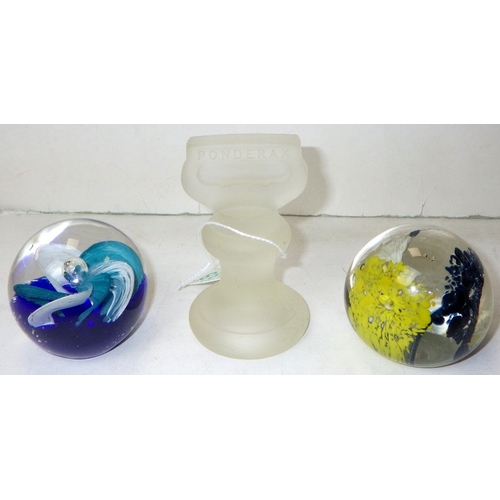 188 - A qty of paperweights (11)