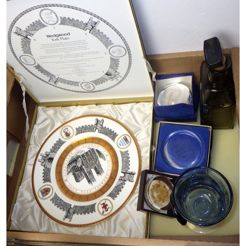 274 - A qty of misc ceramics (2)