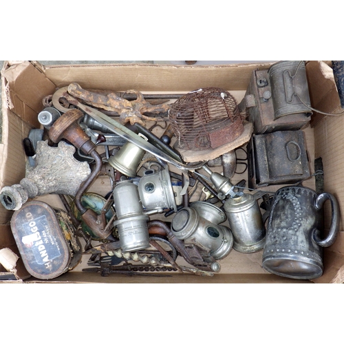 706 - A print tray, drawing instruments, bicycle lamps, tools, kitchen items etc (4)