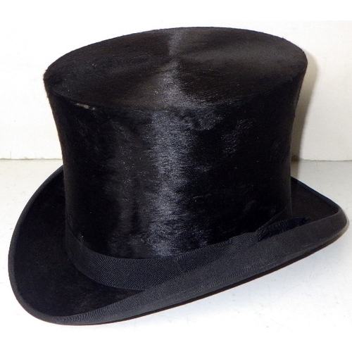 424 - A 19thC Liessem Bonn a Rhein top hat and case