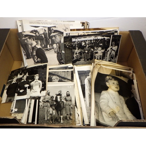 227 - A large group of Royal interest vintage photographs (3)