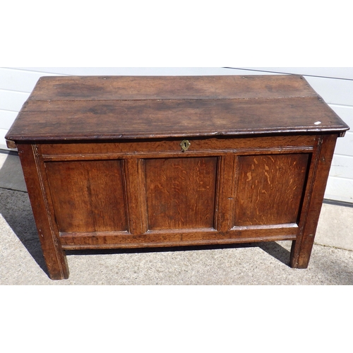 630 - A three panel oak coffer 112cm wide