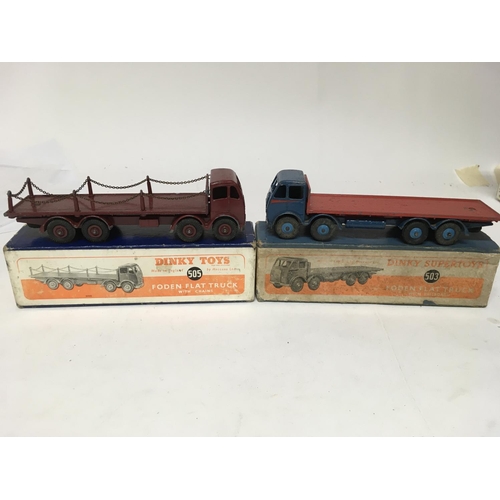 1943 - Dinky toys, #505 Foden flat truck with chains and #503 Foden flat truck, boxed