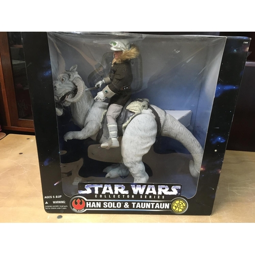 2307 - Star Wars collectors series, Han Solo and Tauntaun, 12