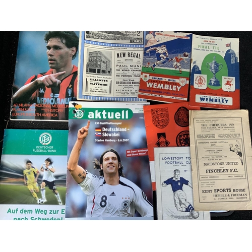 211 - Big Match Football Programme Box: Another varied box from 1990 Toyota Cup to a damaged 1930s Watford... 